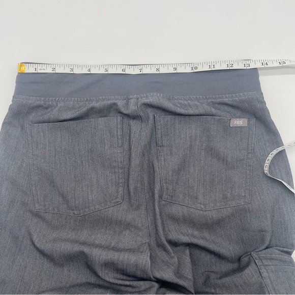 COPY - FIGS Zamora Jogger Scrub Pants – Technical Collection XS/P – Graphite - Picture 7 of 9